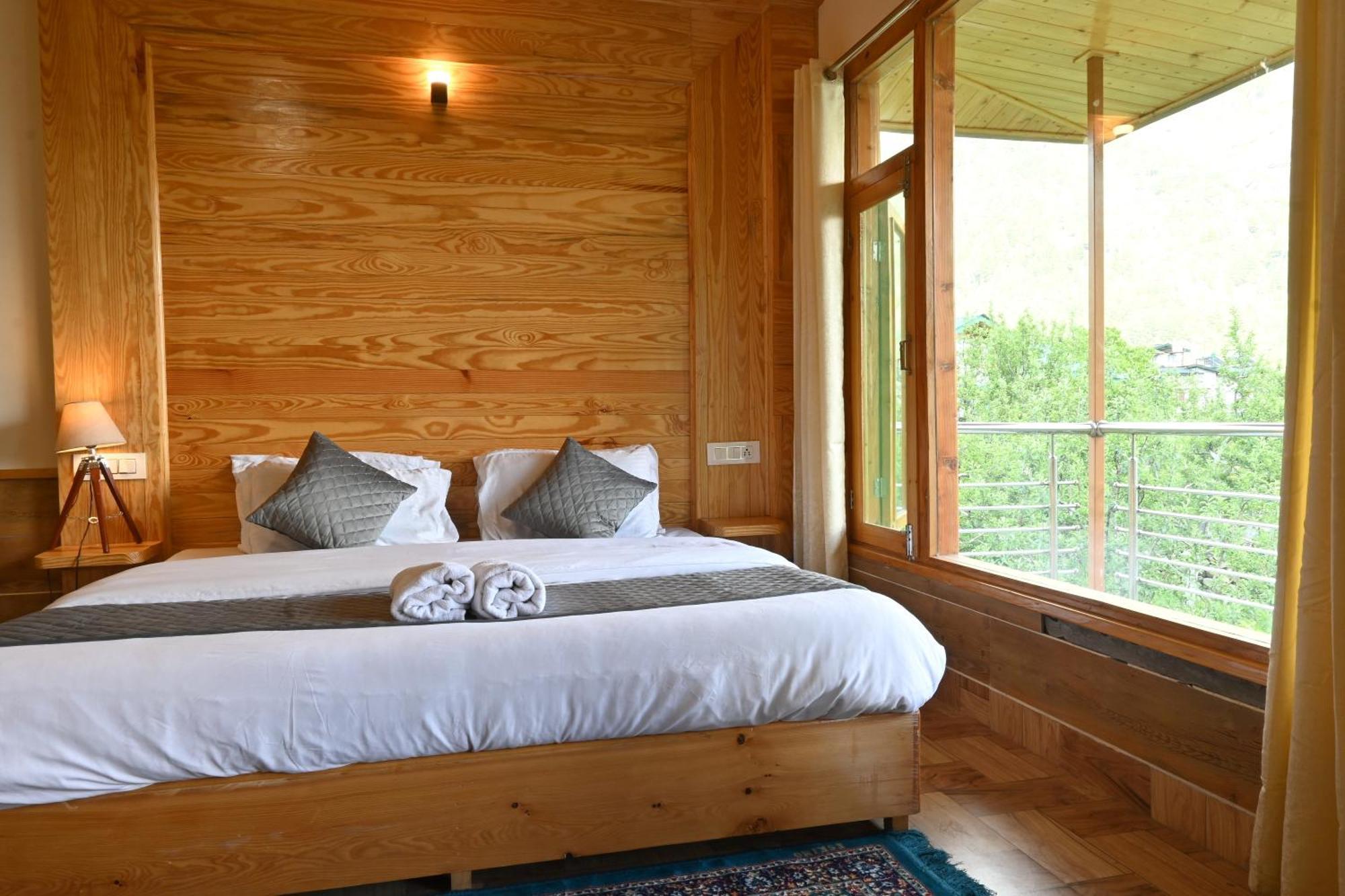 Cascade Mountain Retreat Manali Bed & Breakfast Bagian luar foto