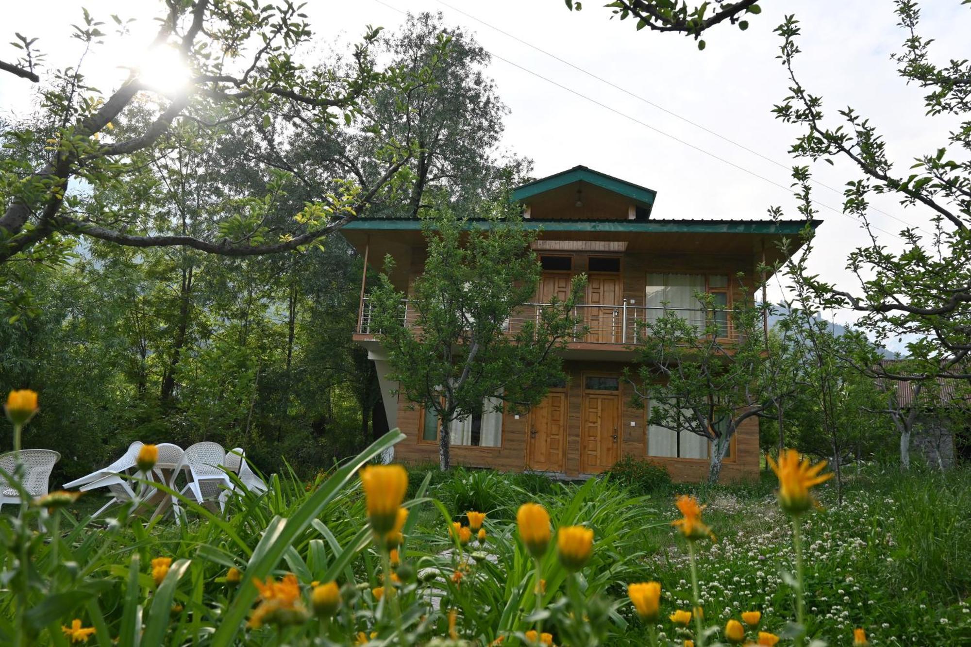 Cascade Mountain Retreat Manali Bed & Breakfast Bagian luar foto